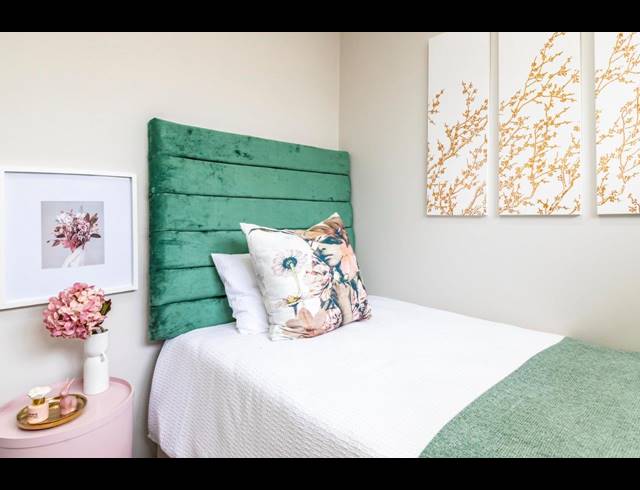 2 BEDROOM TOWNHOUSE FOR SALE IN NAHOON VALLEY PARK